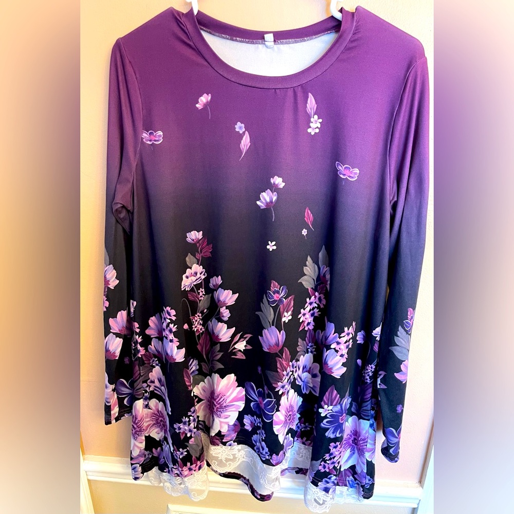 Floral Purple Women's Top M with lace bottom